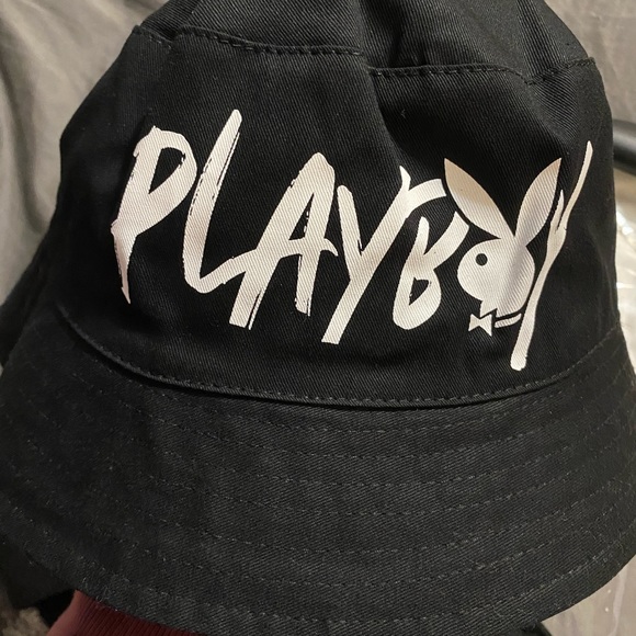Accessories - Reversible Playboy hats. Set of 3.